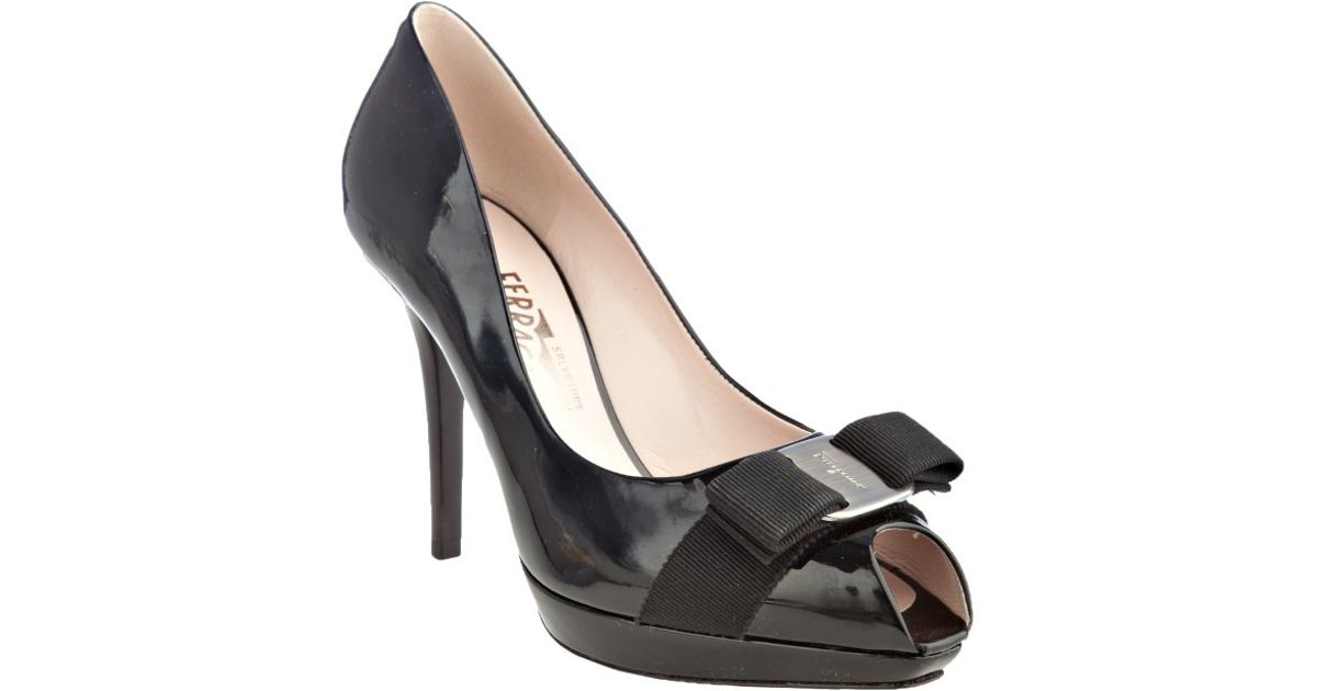 Lyst - Ferragamo Black Patent Leather Gilia Peep Toe Bow Detail Pumps ...