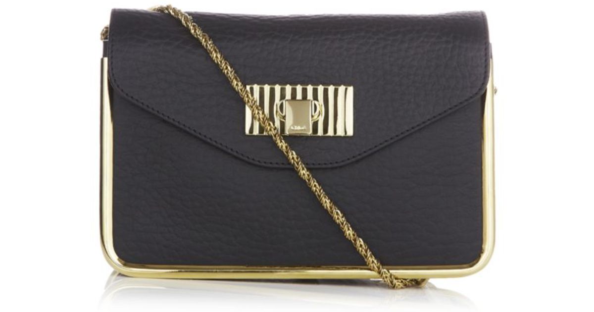 Chlo Sally Small Shoulder Bag in Black | Lyst  