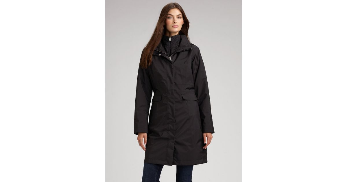 Coats Outerwear Women Shipped Free At Zappos The North Face Women S Black Nuptse 2 Jacket