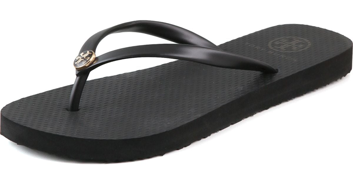 Tory burch Thin Flip Flops in Black | Lyst