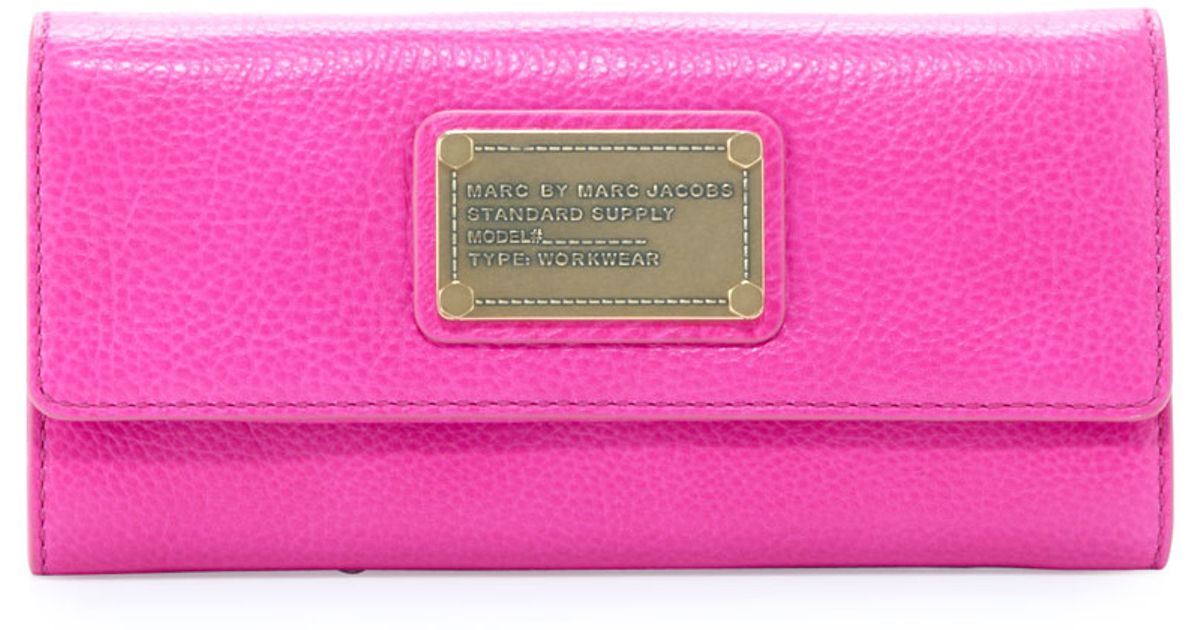 coach classic walletpop