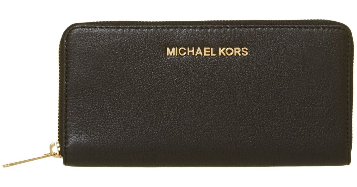 Michael kors bedford large best sale black zip around purse