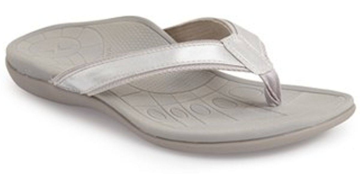 lace strappy sandals