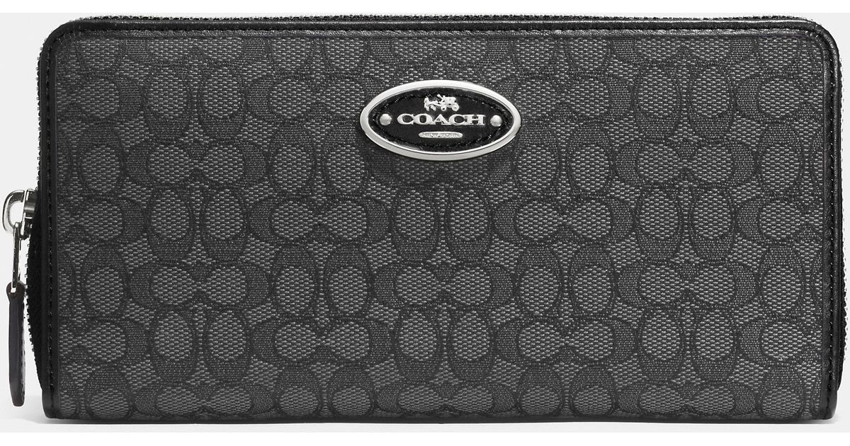 coach wallets 137