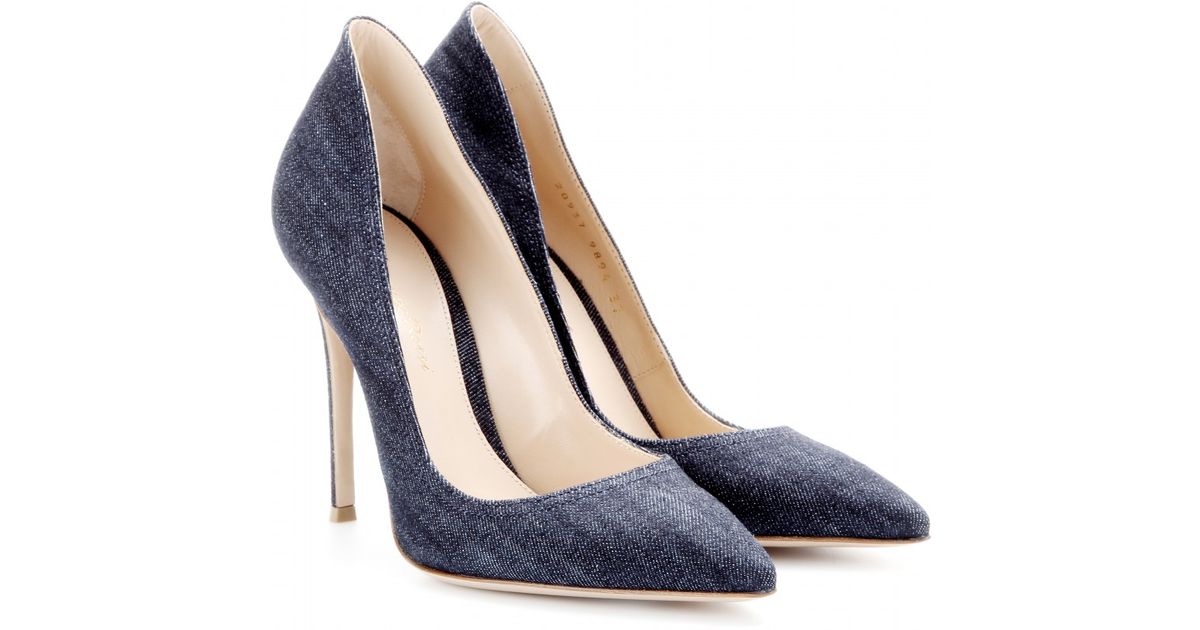 gianvito rossi blue heels