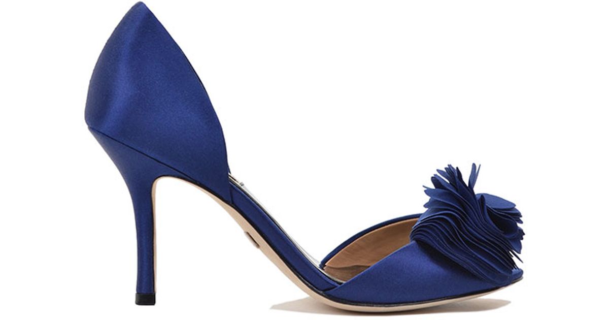 badgley mischka blue pumps