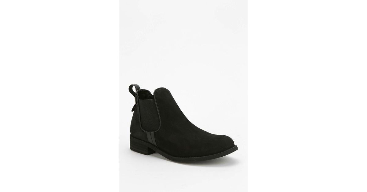 gliding boot steve madden
