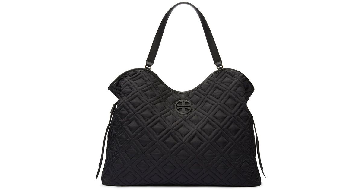 Lyst Tory Burch Marion Quilted Slouchy Baby Bag In Black