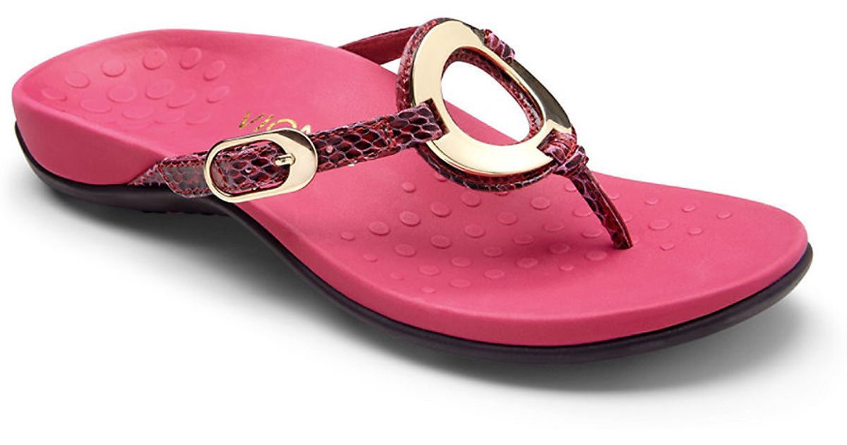 Vionic Karina Leather Thong Slides in Pink | Lyst