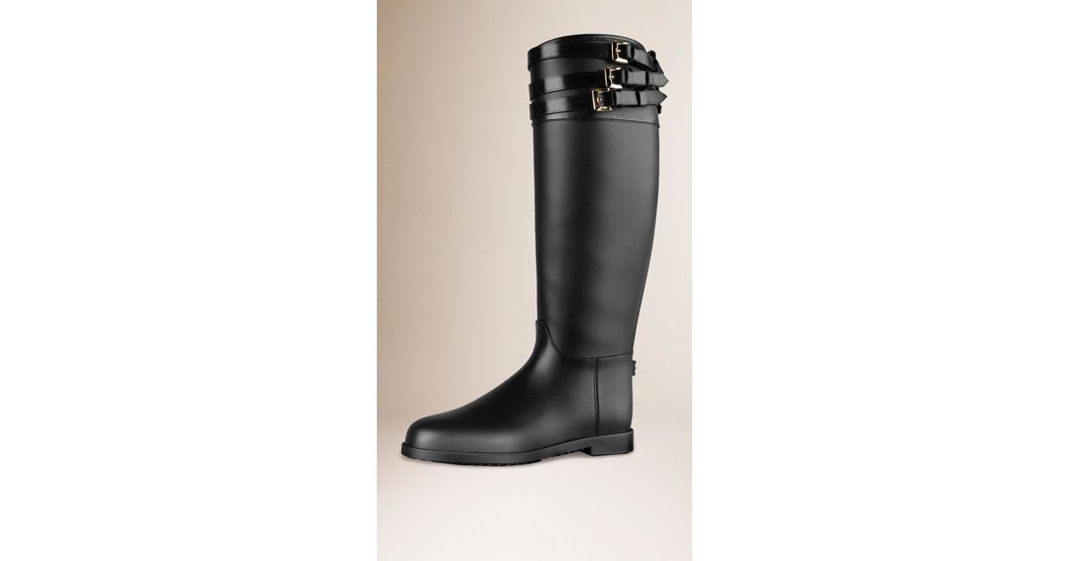 Lyst Burberry Belted Equestrian Rain Boots in Black