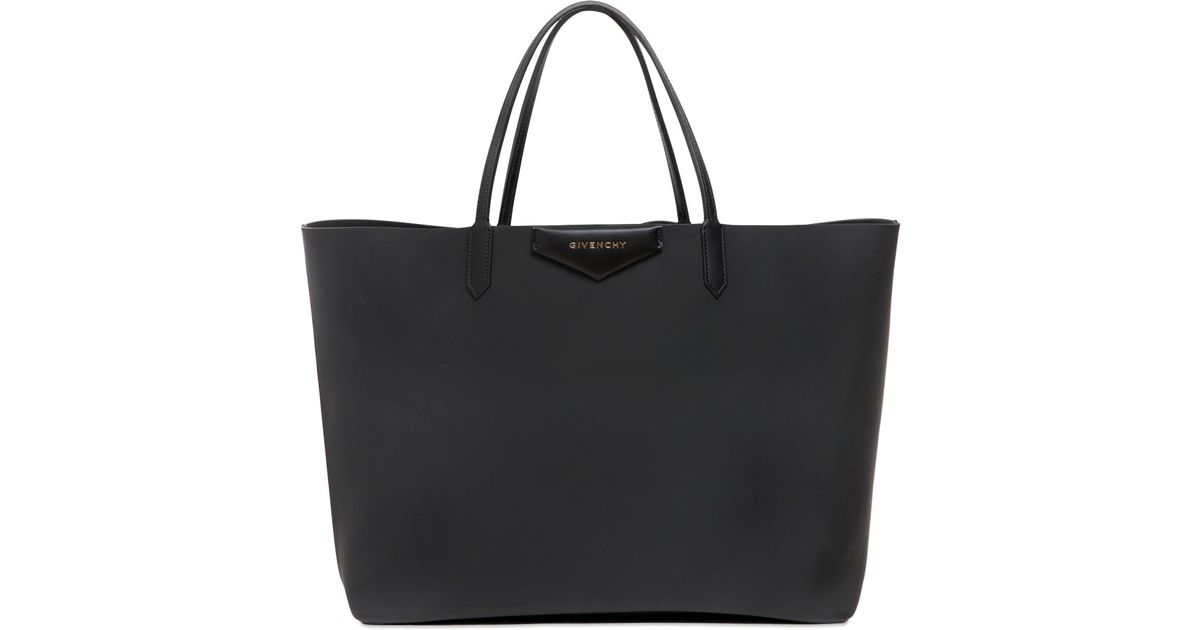Givenchy Black Large Antigona Rubber Effect Tote Bag Lyst