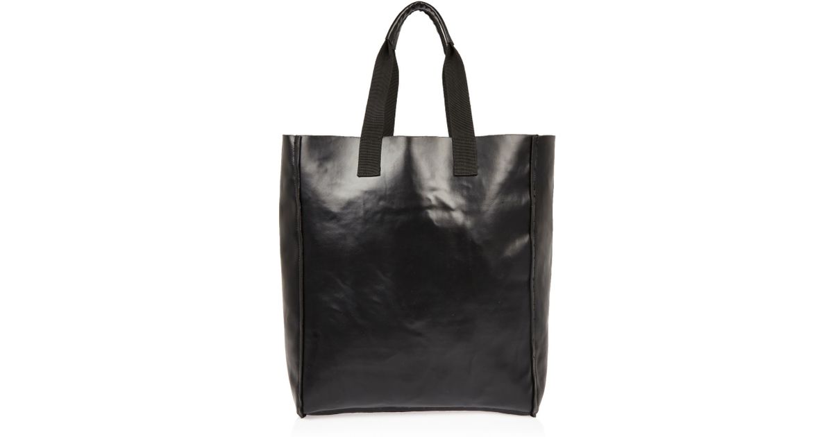 Rivers casino bag check
