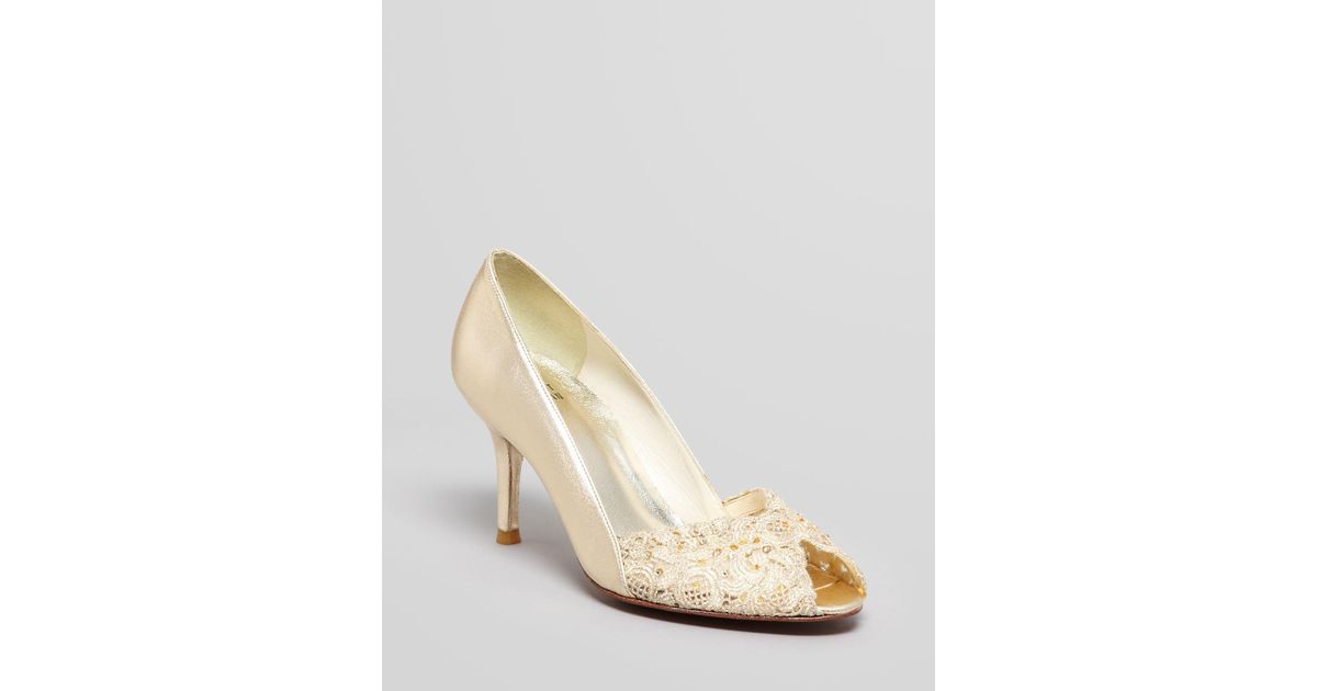 stuart weitzman chantelle