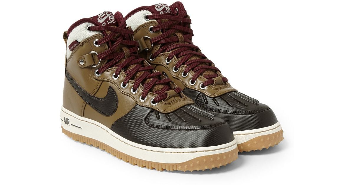 brown nike cargos