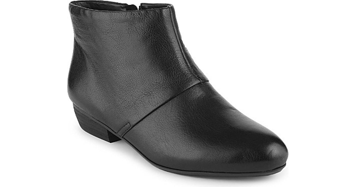 nine west calm ankle boots