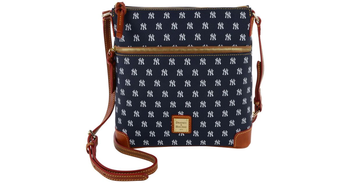 dooney and bourke yankees bag