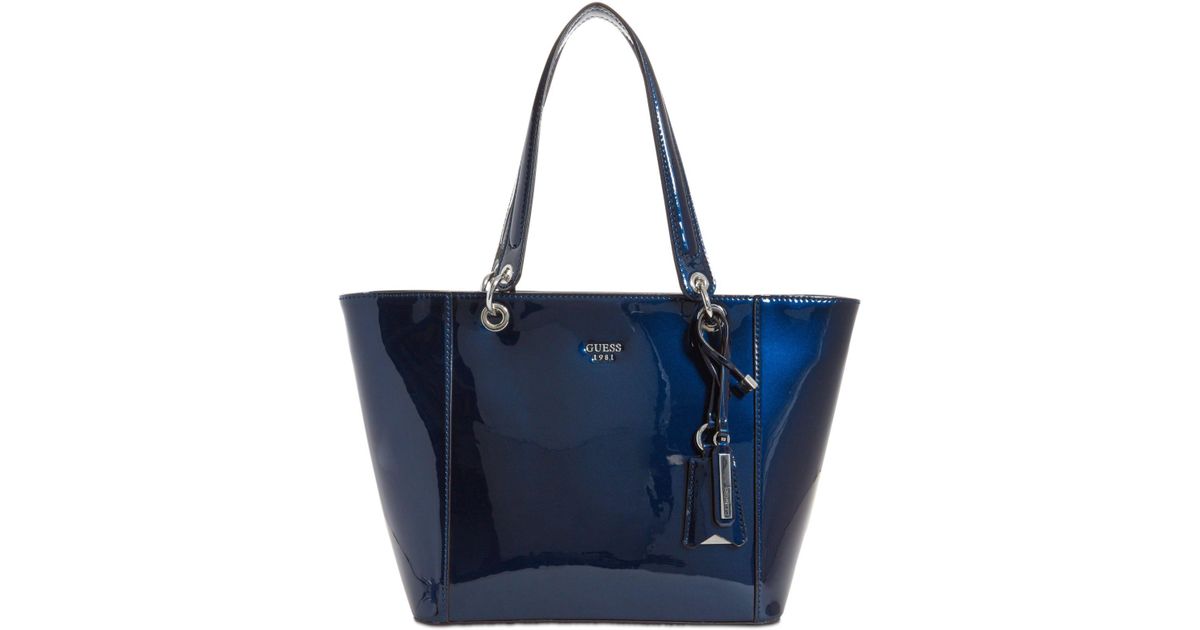 Lyst Guess Kamryn Extra Large Tote In Blue