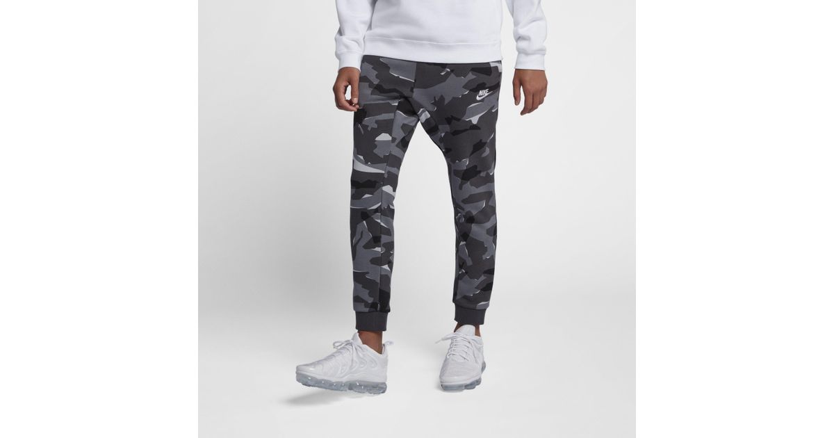 nike sportswear club camo
