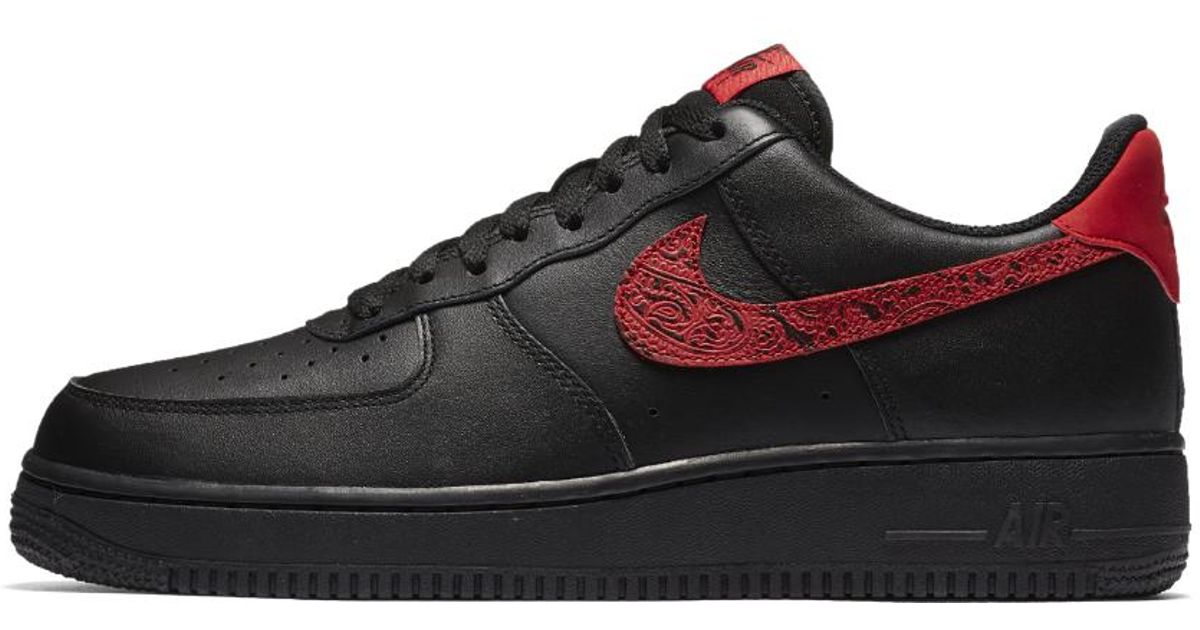lyst nike air force 1 '07 basso floreale delle scarpe maschili in nero per gli uomini. lyst nike air force 1 '07 basso floreale delle scarpe maschili in nero per gli uomini.