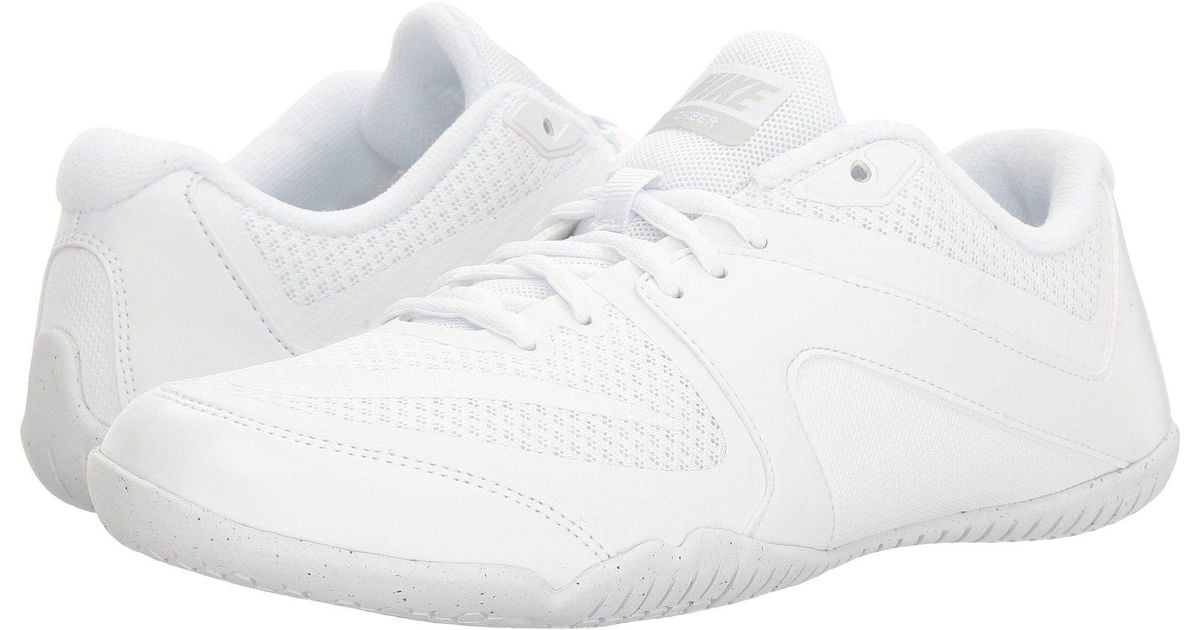 nike cheer scorpion shoe