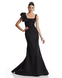 Oscar de la Renta | Black Scoop Neck Bustle Back Gown | Lyst
