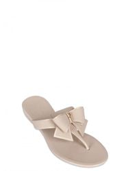 Ferragamo | Natural Bali Rubber Bow Thong Flats | Lyst