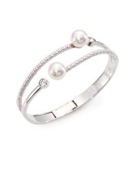 Majorica | 10mm White Pearl Station Bangle Bracelet | Lyst