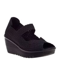 Bernie Mev - Hallie Wedge Sandal Black Fabric - Lyst