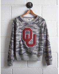 Tailgate Gray Women's Oklahoma Camo Sweatshirt
