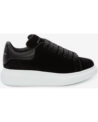 mcqueen noir femme