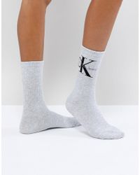 Calvin Klein Chaussettes courtes à logo - Gris