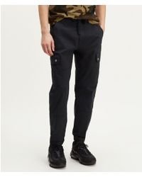 levi's men's aviator cargo jogger pant