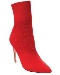 steve madden century red