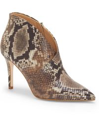 jessica simpson raxen platform booties
