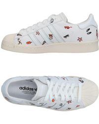 lyst adidas originals niedrigen tops & turnschuhe in weiß lyst adidas originals niedrigen tops & turnschuhe in weiß