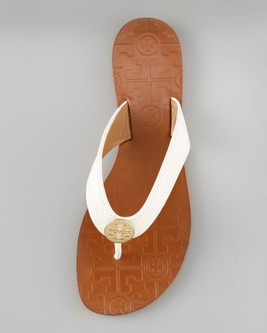 Tory burch Thora Leather Thong Sandal in White (bleach) | Lyst