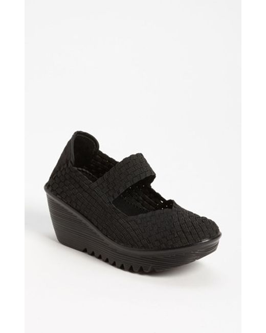 lulia wedge