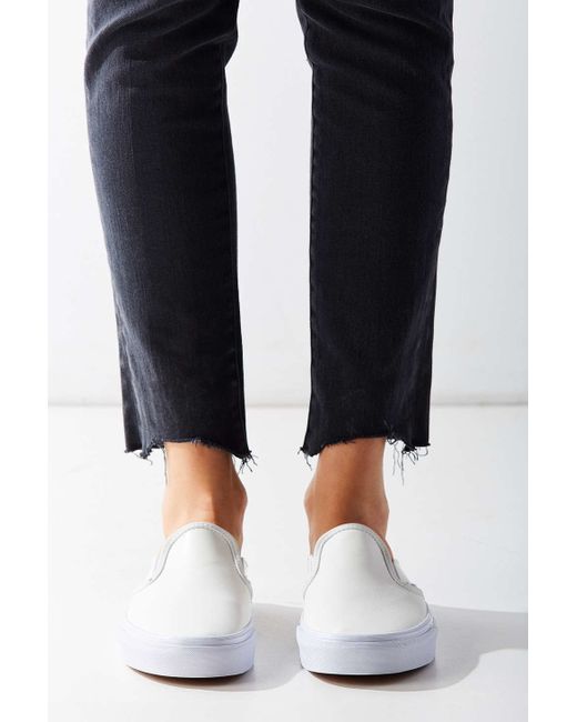 suede classic slip on mule vans