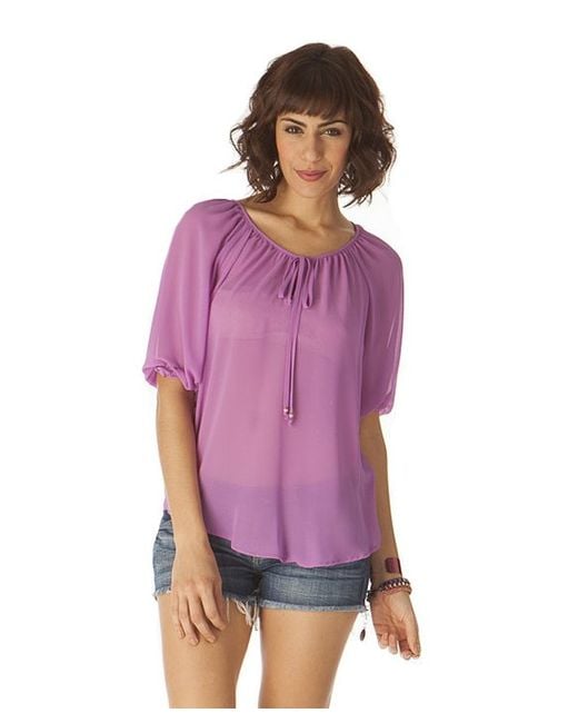 Shop by category Blouses are super dressy, fresh, and can look super stylish, they are ideal for go to work, with a suit for a business meeting or with jeans for a casual afternoon with friends. You always can add a touch of glam to your outfit with a silk blouse or with a satin blouse and look flawless and professional.