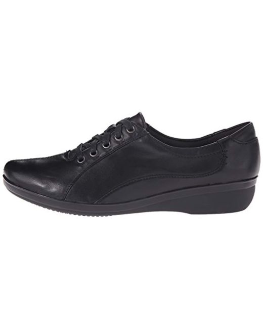 clarks women's everlay elma oxford