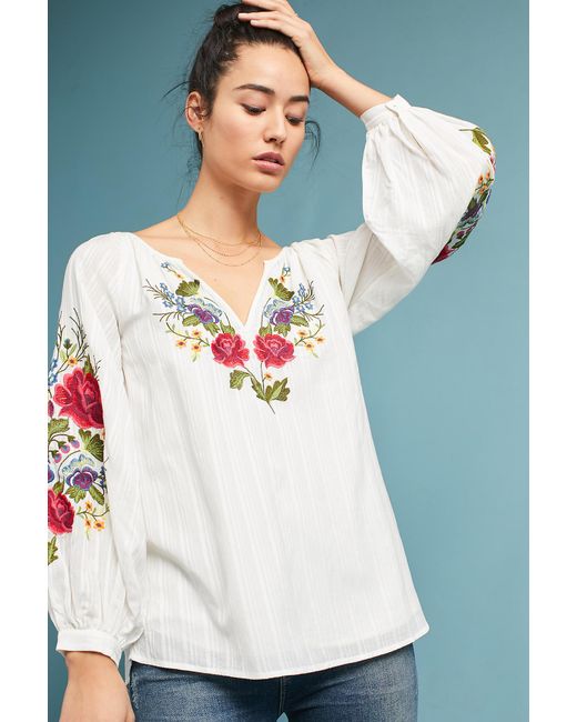 Akemi + kin Mira Embroidered Peasant Blouse in White | Lyst