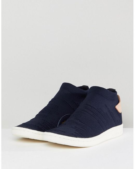 adidas originali stan smith sock primeknit scarpe in marina in blu adidas originali stan smith sock primeknit scarpe in marina in blu