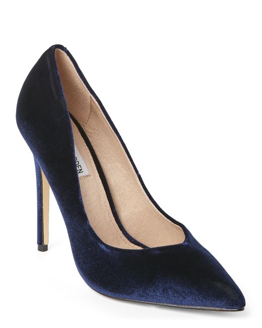 Steve madden Blue Wicket Velvet Pointed Toe Pumps in Blue | Lyst