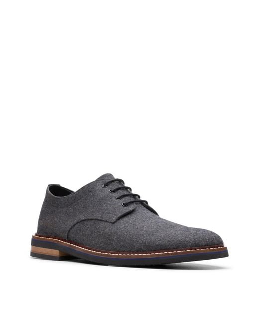 clarks dezmin plain