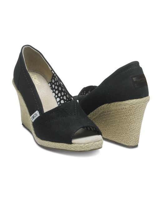 Toms Black Canvas Women's Wedges in Black - Save 25% | Lyst