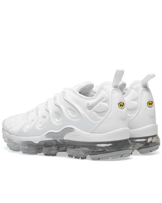 nike air vapormax plus all white