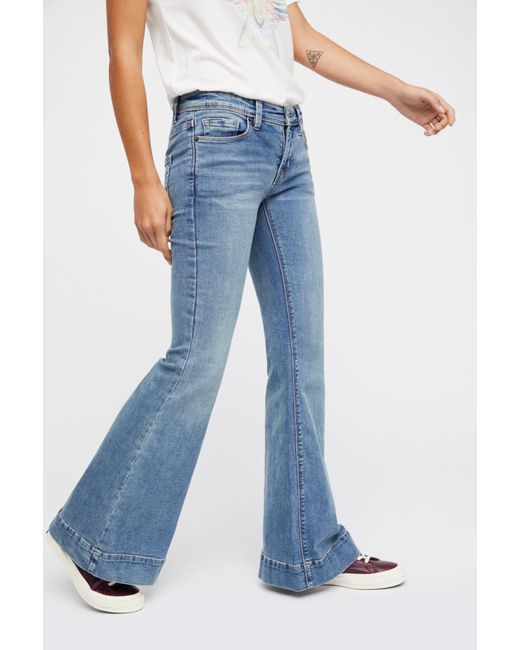Free People Low Tide Bell Bottom Jeans By We The Free in Blue - Lyst