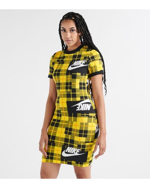 nike gown