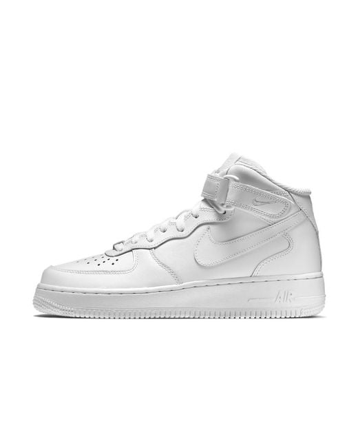 lyst nike air force 1 metà 07 pelle donne scarpa in bianco. lyst nike air force 1 metà 07 pelle donne scarpa in bianco.