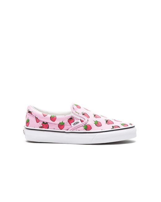 Vans Strawberries Classic Slip-on in Pink (Pastel Lavender & True White ...